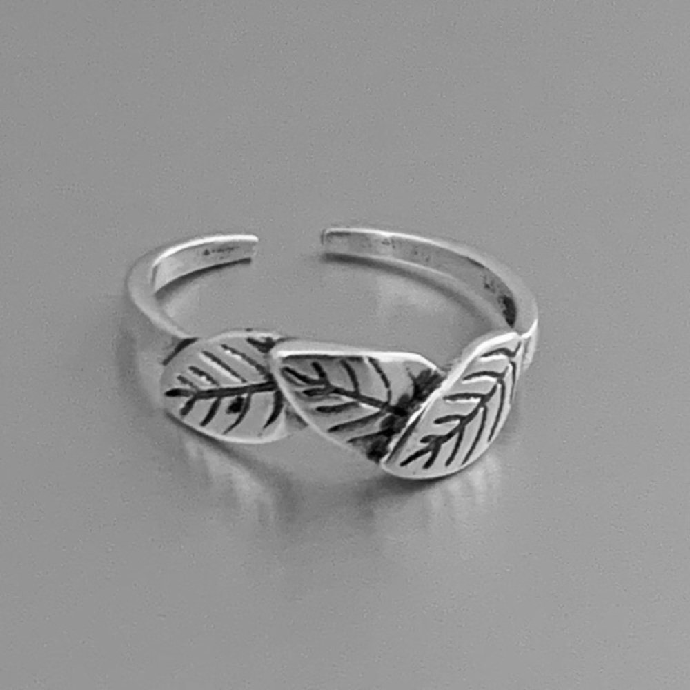 Sterling Silver Leaves Toe Ring, Tree Ring, Leaf - image 4